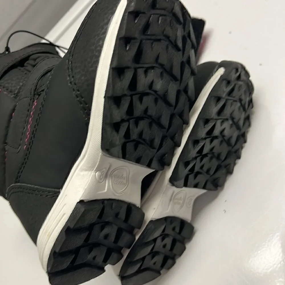 Wonder Nation Black White & Pink Skid Resistant Temperature Rated Winter Boots-8